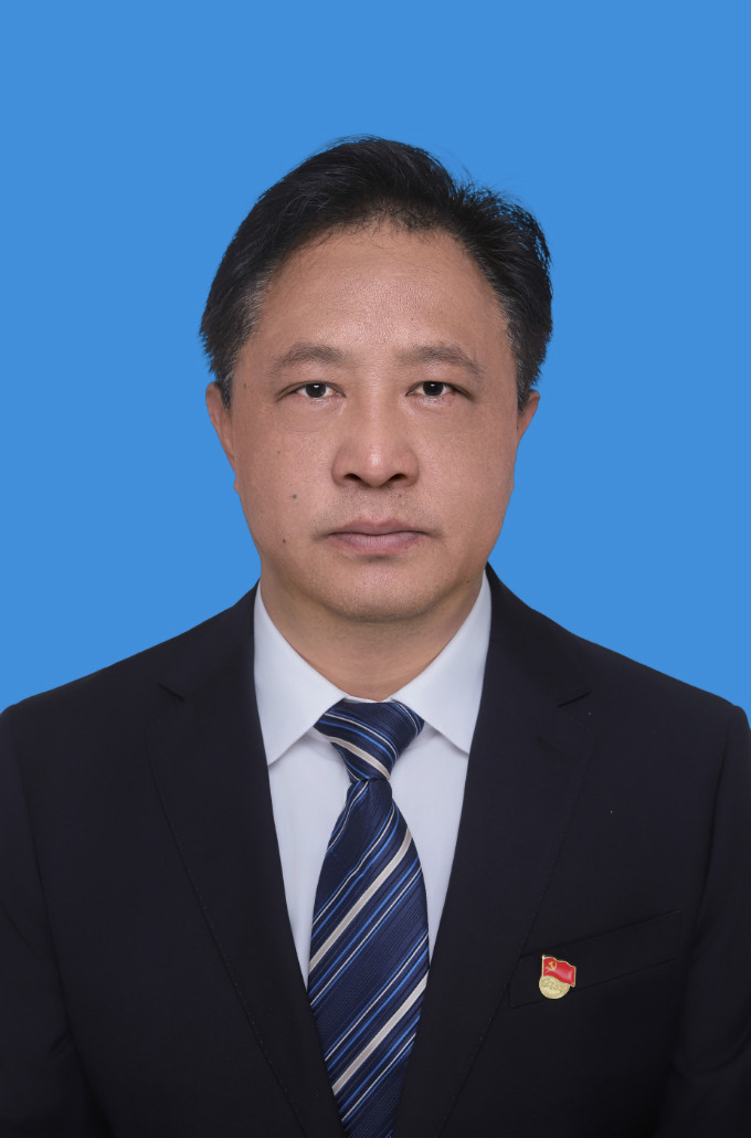 達(dá)瓦扎西（黨委委員、監(jiān)事會(huì)主席）